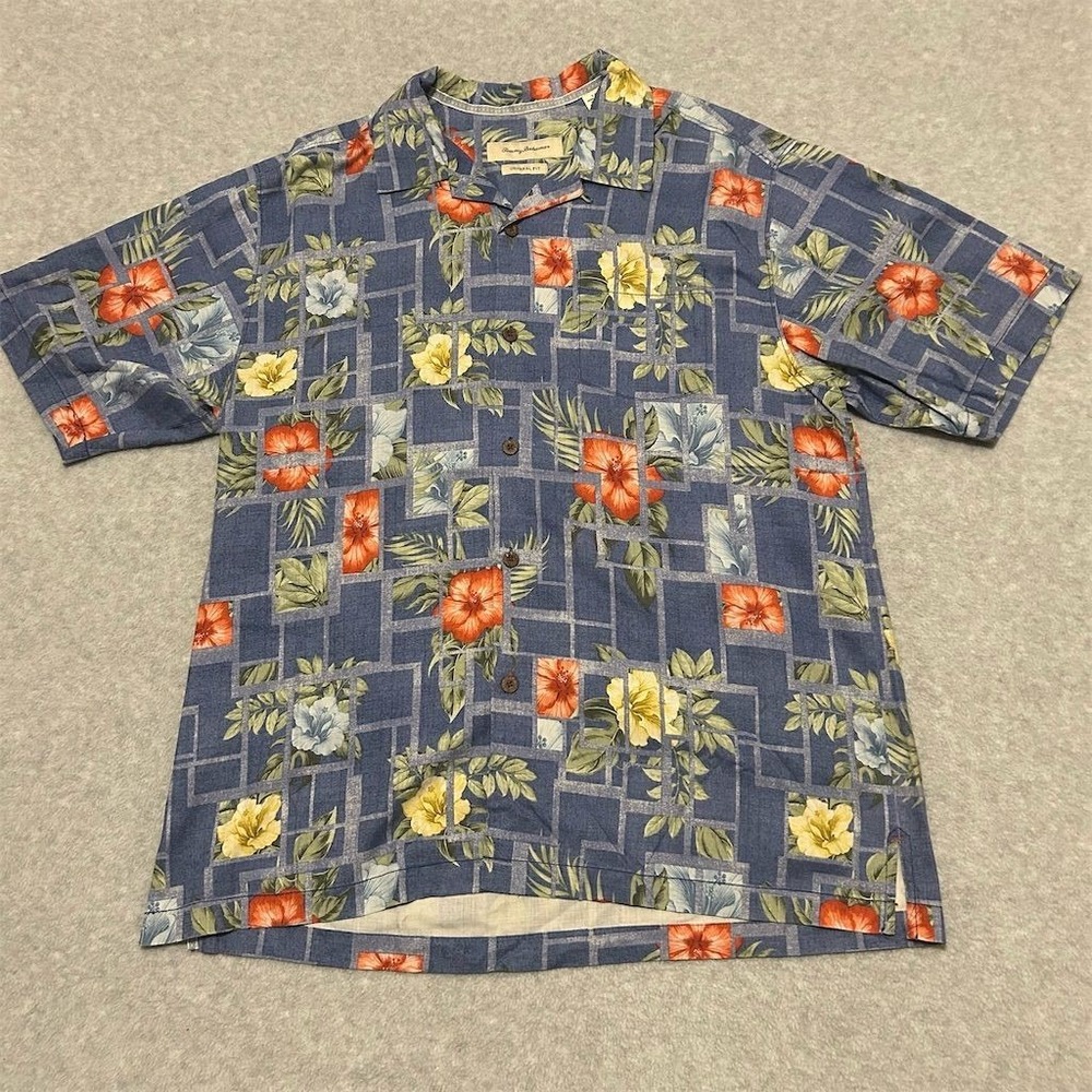 Tommy Bahama Shirt Mens Large Blue Floral Silk Hawaiian Short Sleeve Camp Casual
